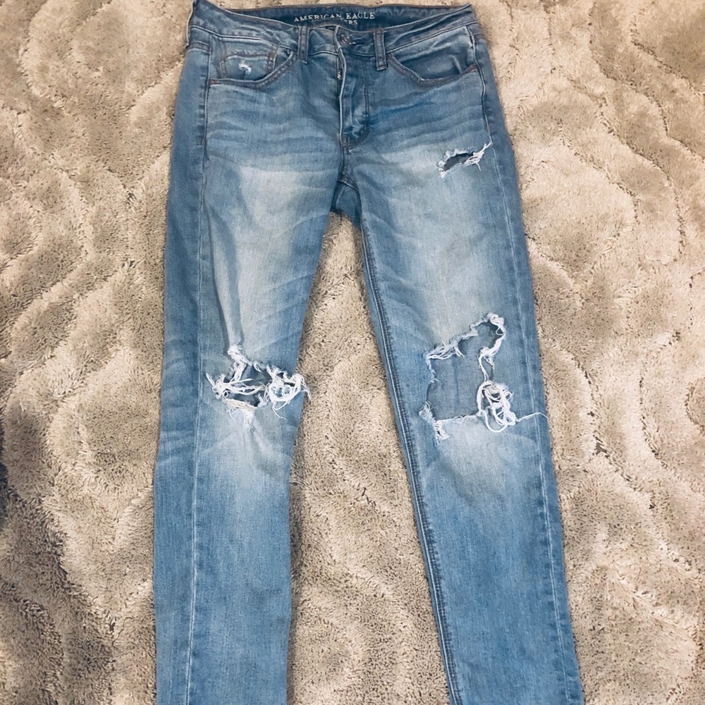 American eagle tomgirl/mom jean fit jeans